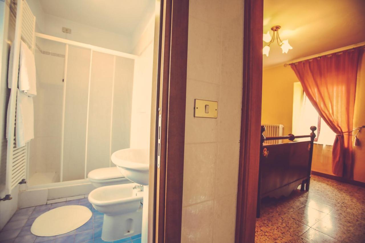 Agriturismo I Suri آستي المظهر الخارجي الصورة